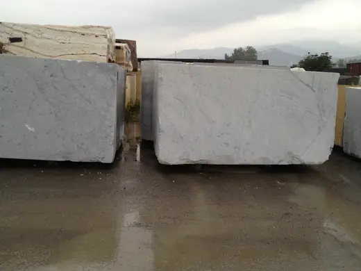 Blocco di cava in pietra naturale – Marmi di Carrara