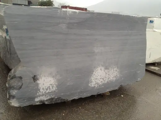 Blocco di cava in pietra naturale – Marmi di Carrara