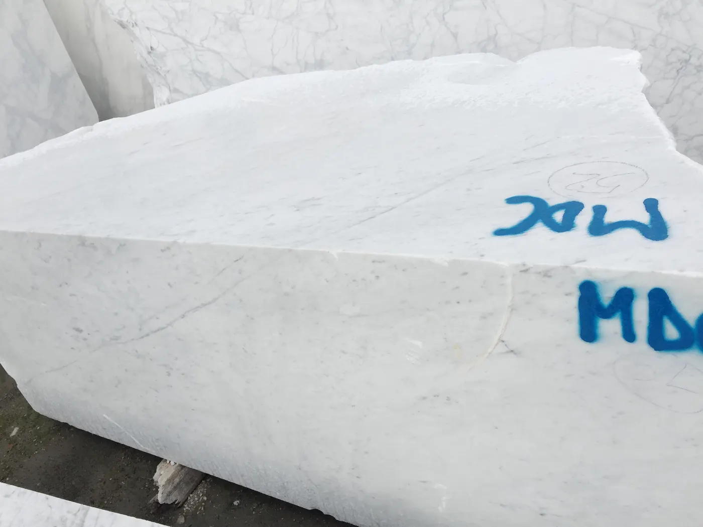 Blocco di cava in pietra naturale – Marmi di Carrara
