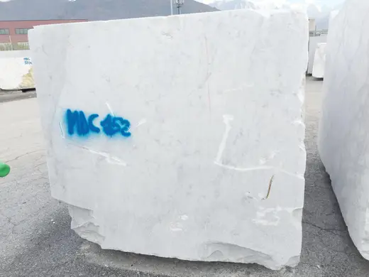 Blocco di cava in pietra naturale – Marmi di Carrara