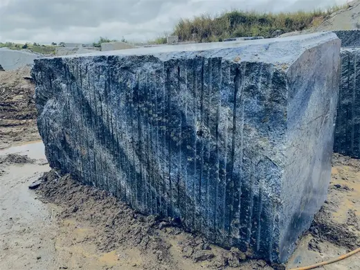 Blocco di cava in pietra naturale – Marmi di Carrara
