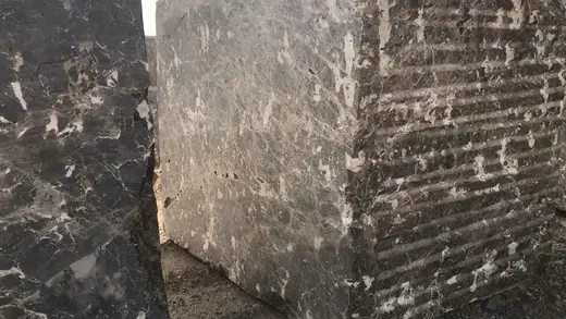 Blocco di cava in pietra naturale – Marmi di Carrara