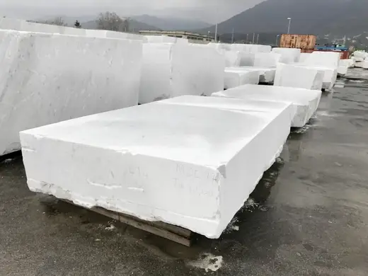 Blocco di cava in pietra naturale – Marmi di Carrara
