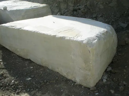 Quarry block in natural stone – Marmi di Carrara