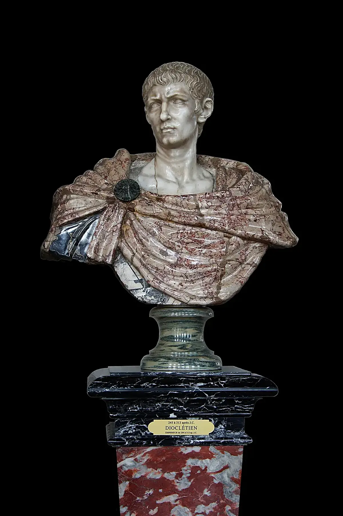 Surface detail: Diocletien Vaux1