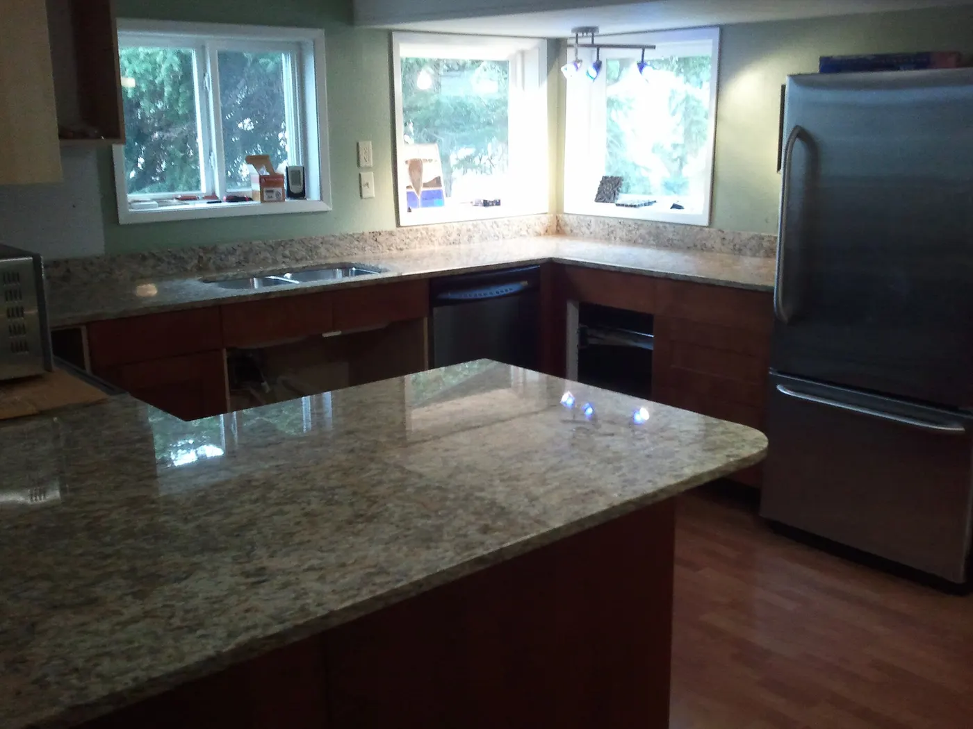 Kitchen: Kitchen stone countertops