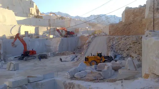 Quarry view in natural stone – Marmi di Carrara