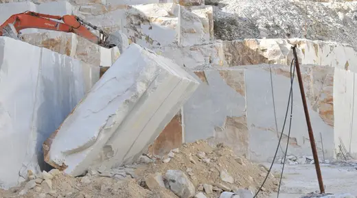 Quarry view in natural stone – Marmi di Carrara