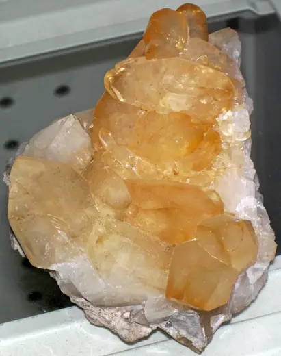 Quarry view: Calcite (Auglaize Quarry, near Junction, Ohio, USA) (27201298108)