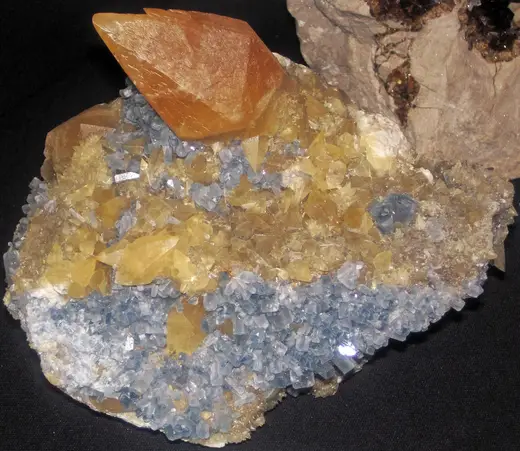 Quarry view: Calcite-celestite (Pugh Quarry, Custar, Ohio, USA)