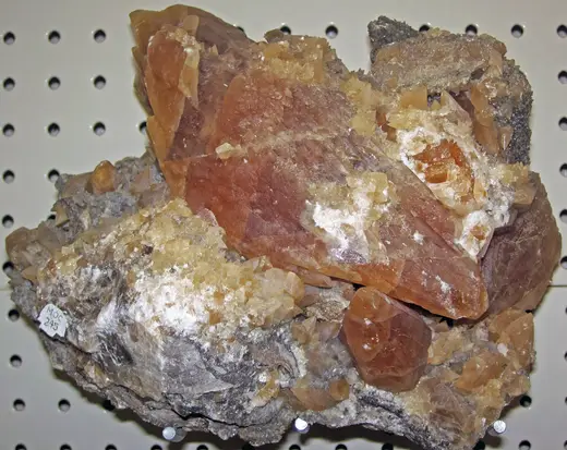 Quarry view: Calcite crystals (Pugh Quarry, near Custar, Ohio, USA) 8