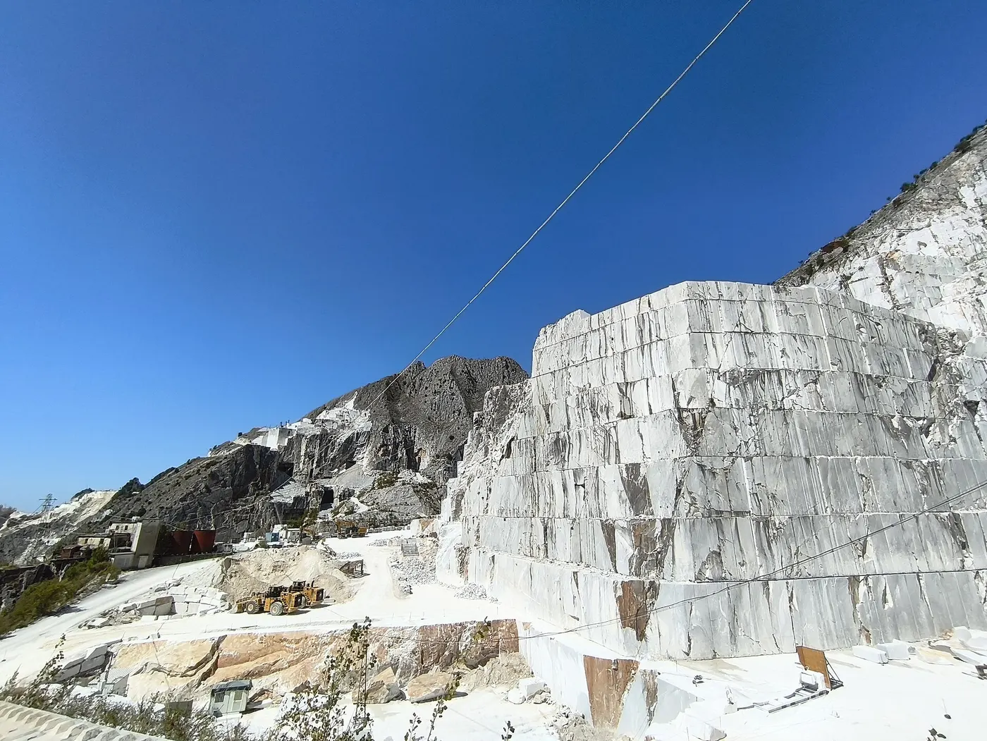 Quarry view: Cave di Fantiscritti 1