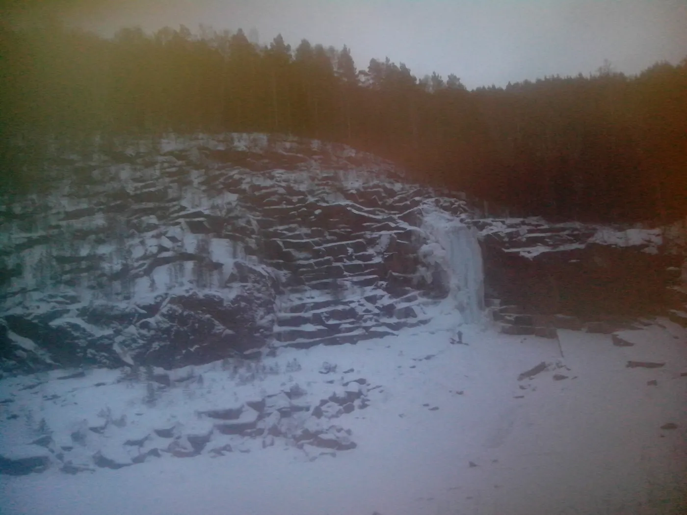 Quarry view: Krasnoyarsk Stolby granite quarry 01