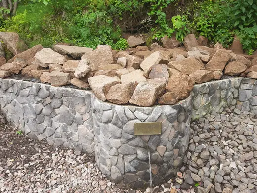 Quarry view: Krasnoyarsk Stolby granite quarry 18