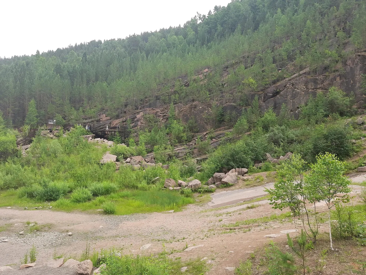 Quarry view: Krasnoyarsk Stolby granite quarry 23
