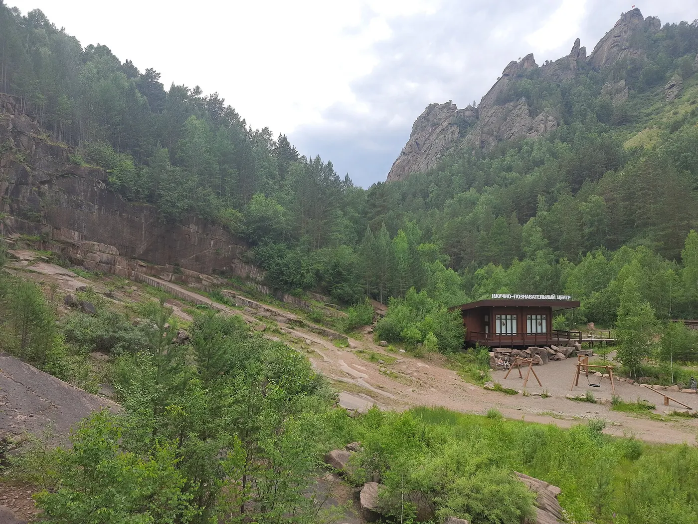 Steinbruchansicht: Krasnoyarsk Stolby granite quarry 28