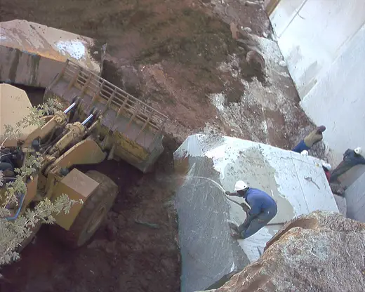 Quarry view in natural stone – Marmi di Carrara