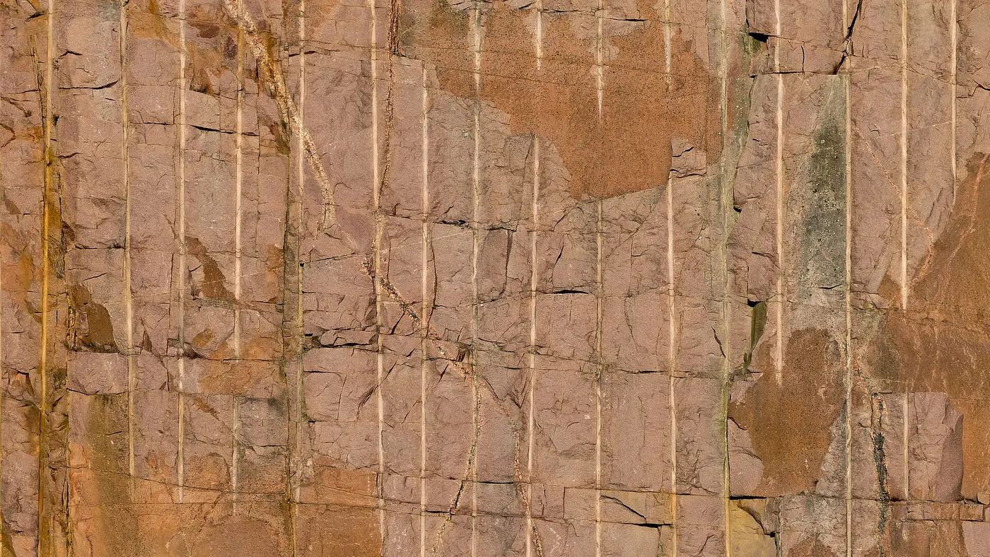 Steinbruchansicht: Rocks and texture in Rixö granite quarry 4