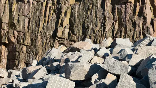 Quarry view: Rocks and texture in Rixö granite quarry 2