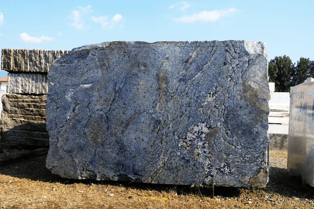 Quarry view in natural stone – Marmi di Carrara