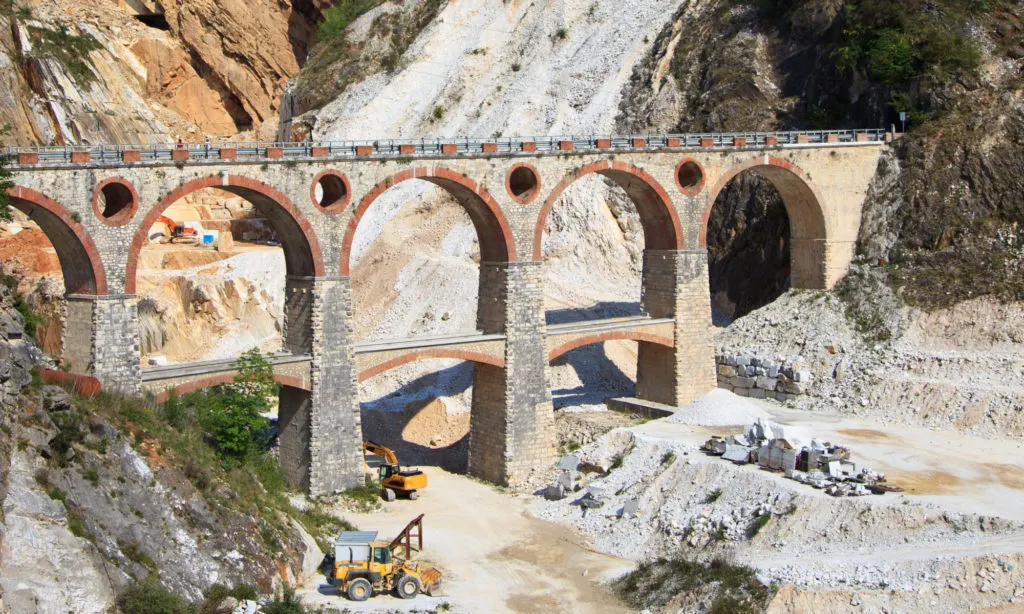 Quarry view in natural stone – Marmi di Carrara