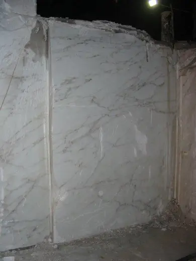 Quarry view in natural stone – Marmi di Carrara