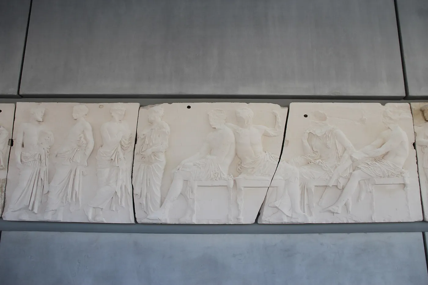 Plattenoberfläche: Athens Acropolis Museum Marble Parthenon Frieze Cast Copy (27822708714)