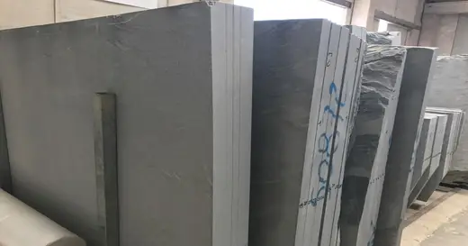 Slab surface in natural stone – Marmi di Carrara