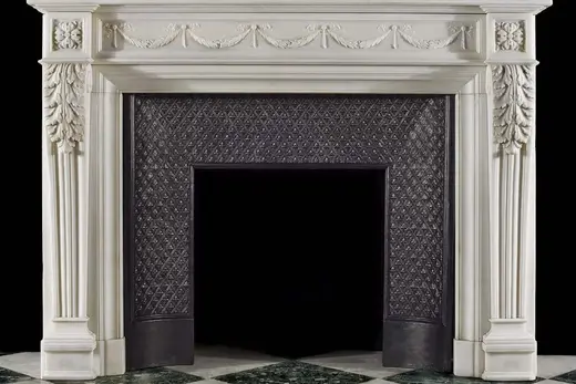 Slab surface in natural stone – Marmi di Carrara