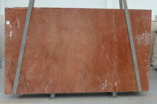 Slab surface in natural stone – Marmi di Carrara