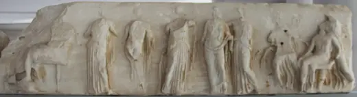 Slab surface: Acropolis Museum Pentelic Marble Frieze from the Temple of Athena Nike (28409105196) (crop
