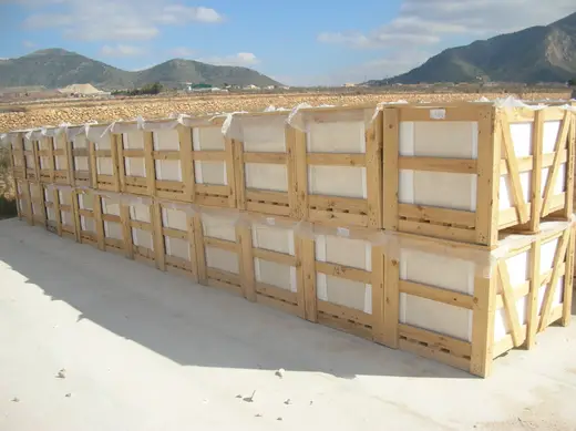 Slab surface in natural stone – Marmi di Carrara