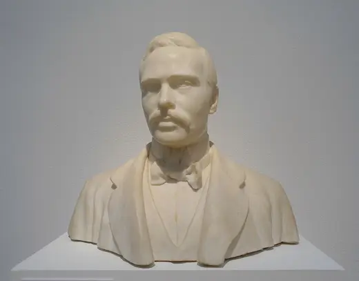Slab surface: Ernst Ludwig Grand Duke of Hesse and by Rhine, by Ludwig Habich, 1898, Carrara marble - Mu