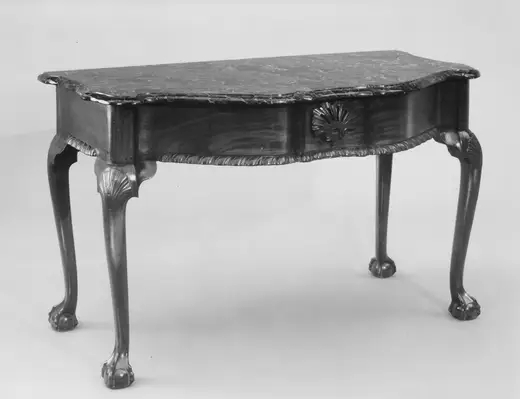 Slab surface: Marble-slab table MET 172485