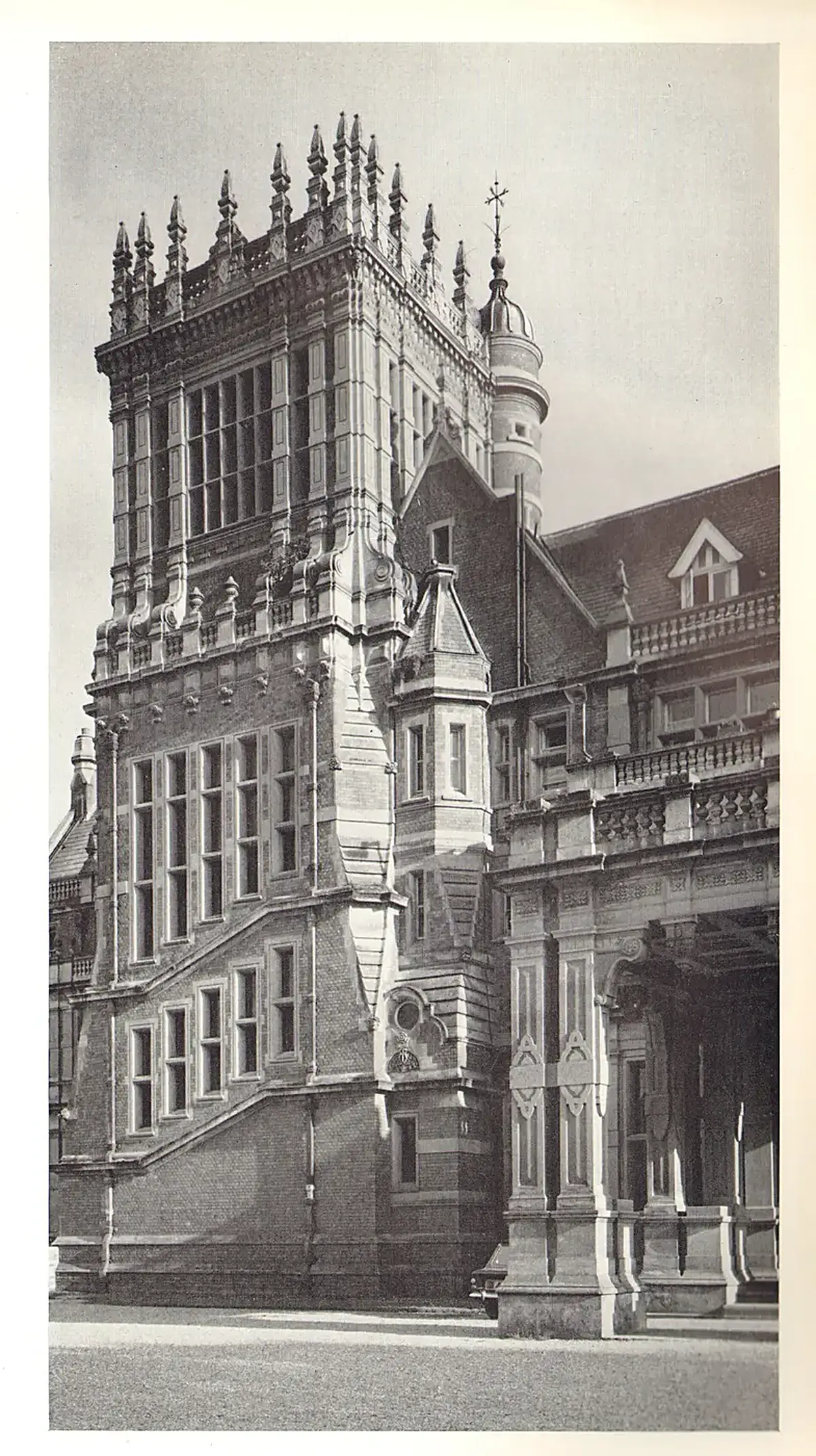 Staircase: Marble Halls Physick Darby 1973 Catalogue Entry 027 Bear Wood Staircase Tower