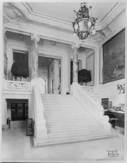 Staircase: New York Yacht Club- (Main hallway with marble staircase) LCCN2003662073