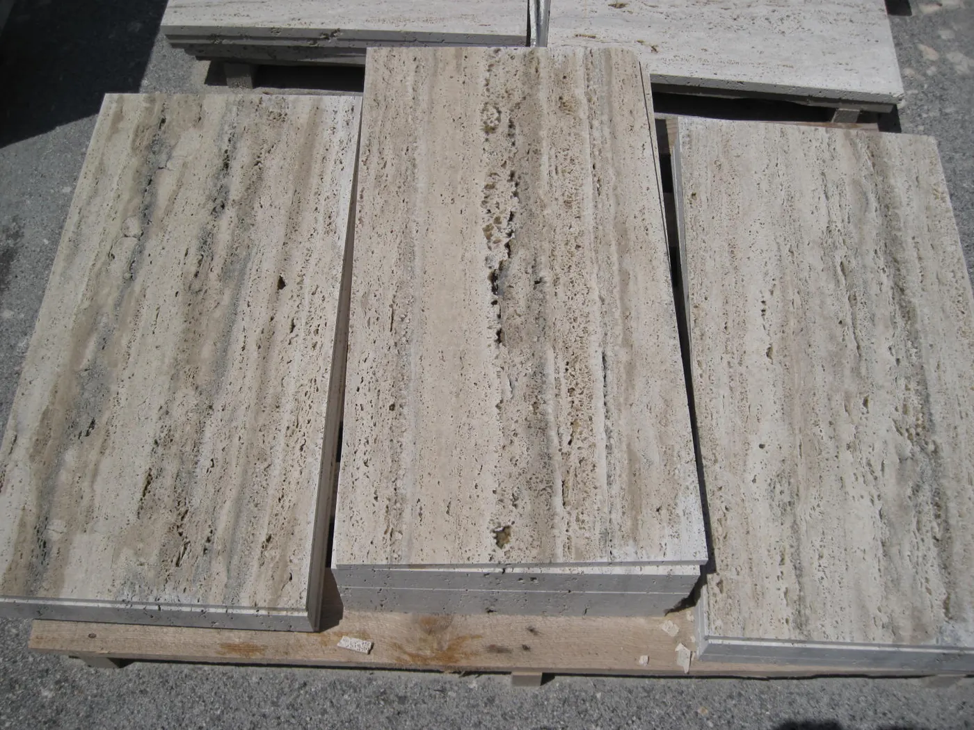 Baldosas en piedra natural – Marmi di Carrara