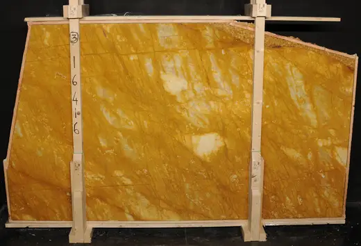 Giallo Siena marble slab surface – Marmi di Carrara – gold, rust red (1)