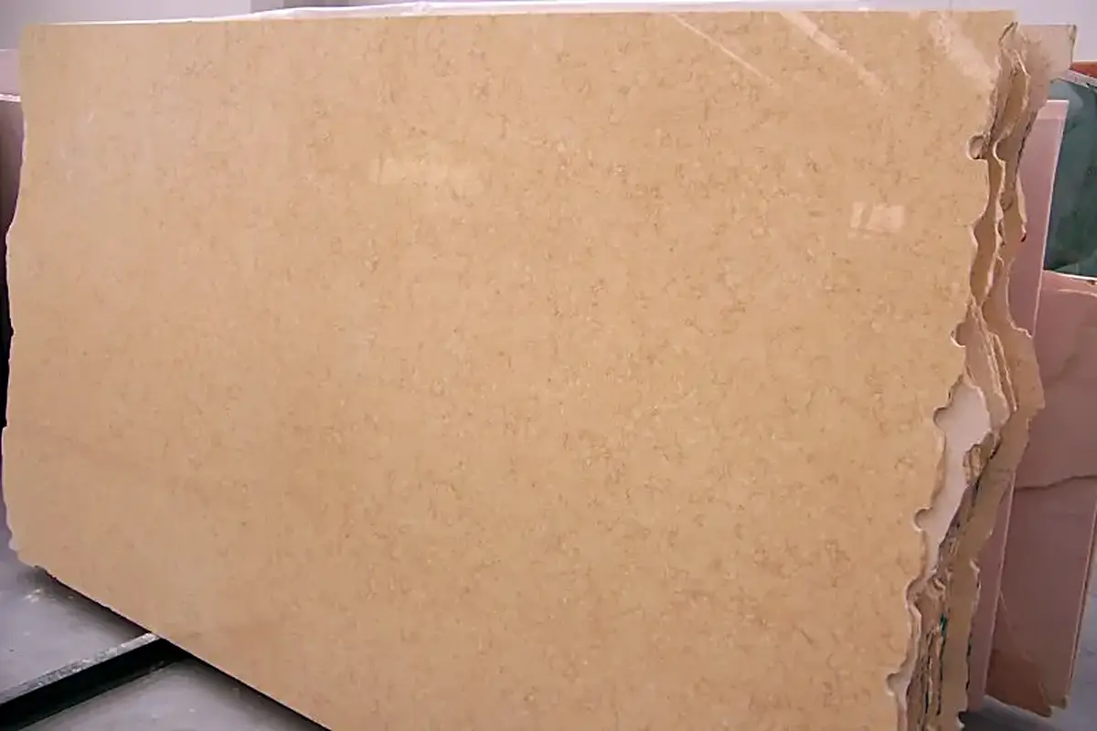 Giallo Sunny Oro marble slab surface – Marmi di Carrara – beige, gold (1)