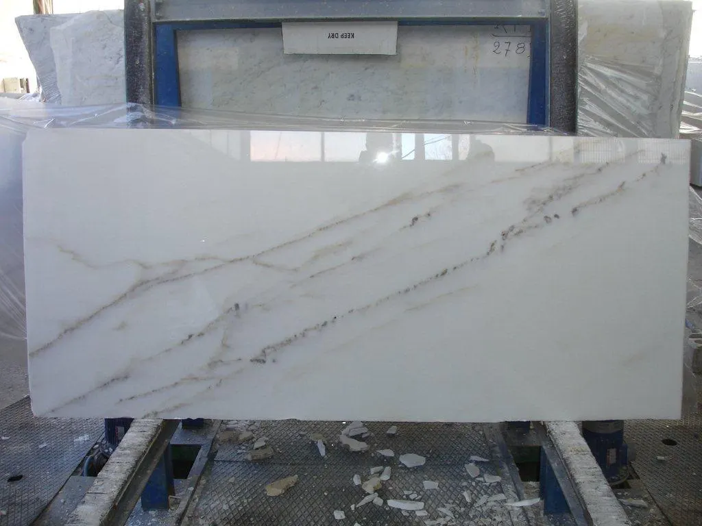 Gold Vein мрамор, поверхность плиты – Marmi di Carrara – серый, светло-серый (4)