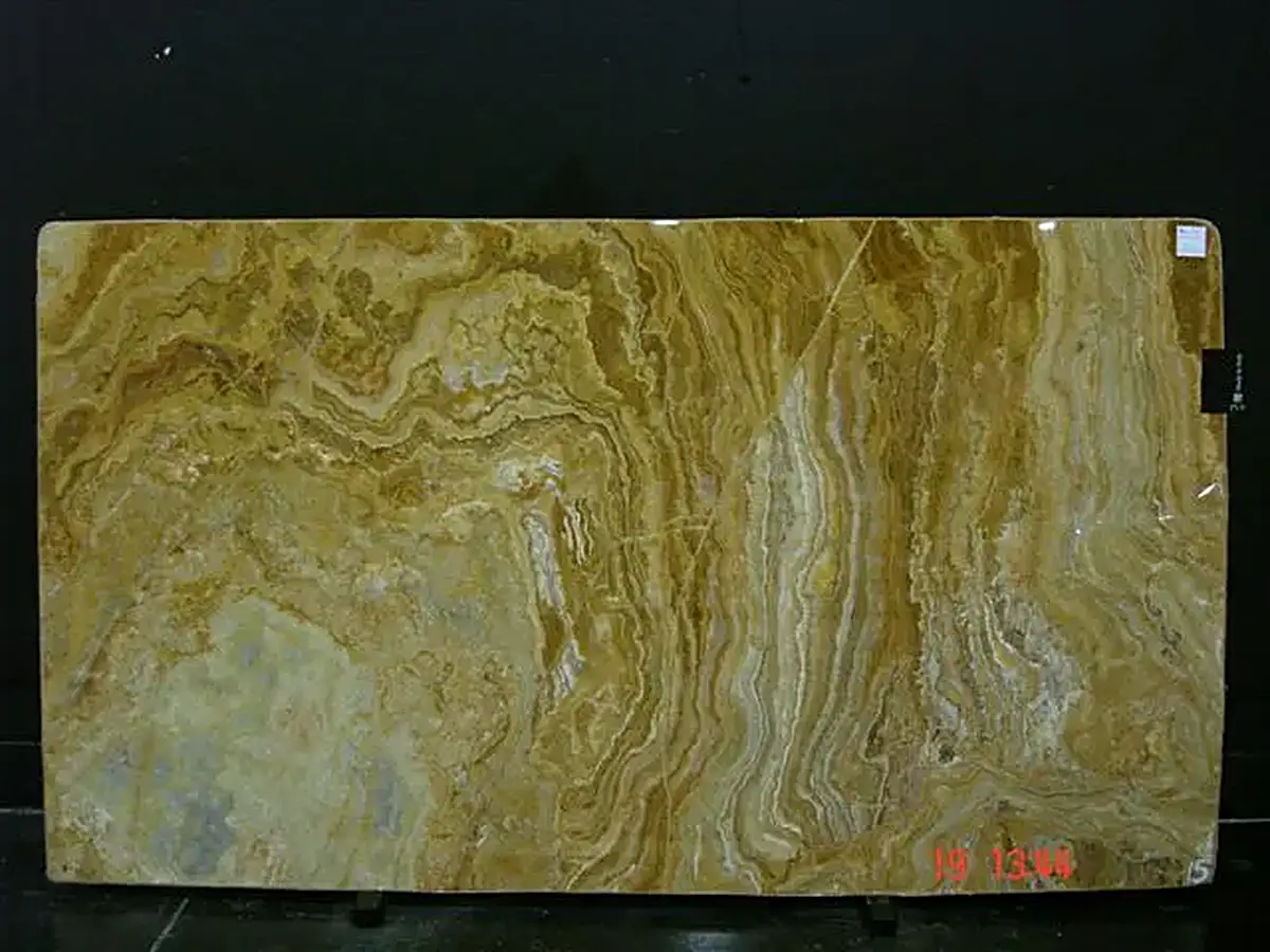 Golden Flow Dark Onyx onyx slab surface – Marmi di Carrara – brown, black (1)