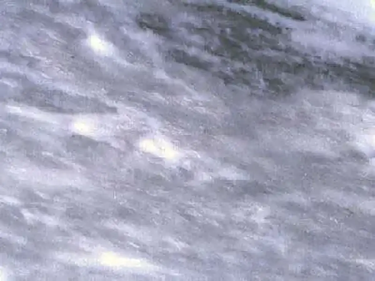 Grey of Tranovaltos marble polished sample – Marmi di Carrara – light grey, grey (1)