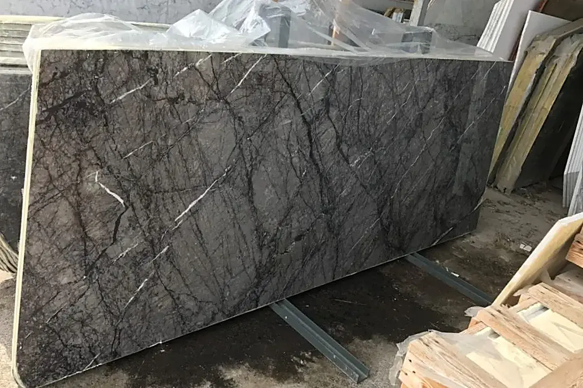 Grigio Carnico marble slab surface – Marmi di Carrara – charcoal, green (18)