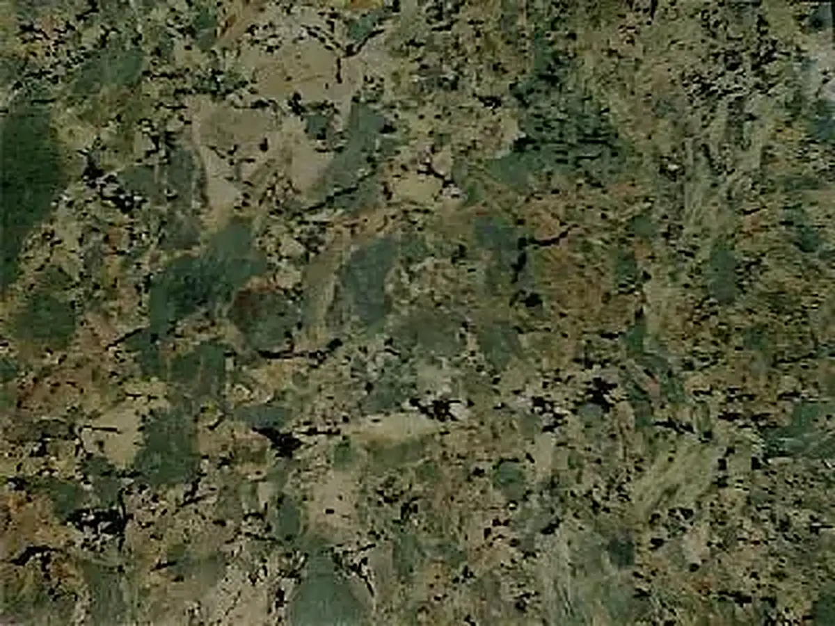 Iran G 152 granito, muestra pulida – Marmi di Carrara – antracita, marrón (1)