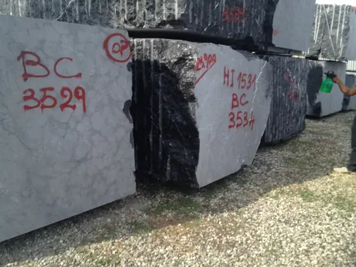 Nero Marquina marble slab surface – Marmi di Carrara – grey, green (2)