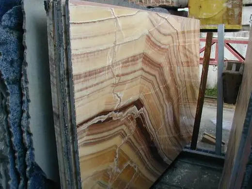 Onice Arcobaleno onyx