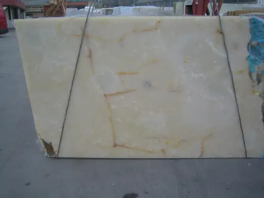 Onice Cream onyx slab surface – Marmi di Carrara – grey, charcoal (1)