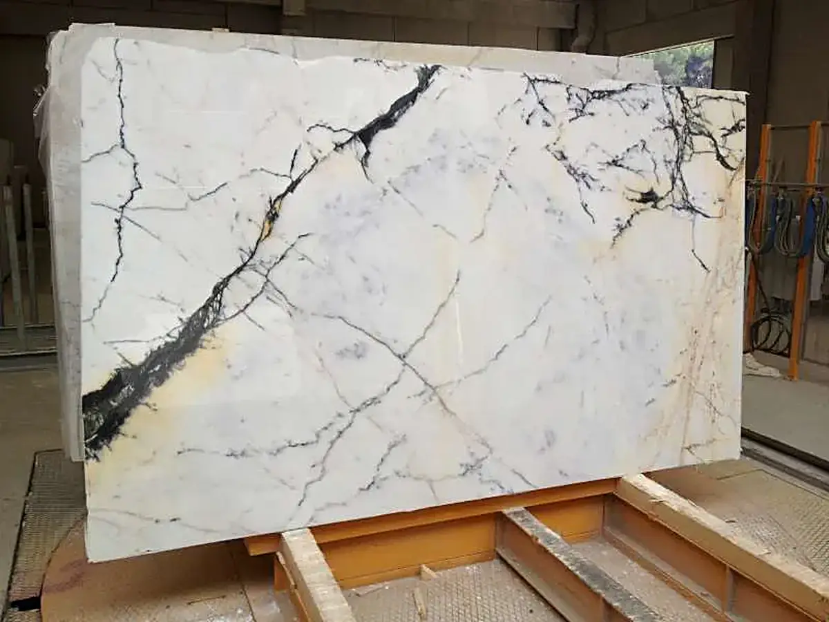 Paonazzo marbre, surface de dalle – Marmi di Carrara – ivoire, anthracite (5)