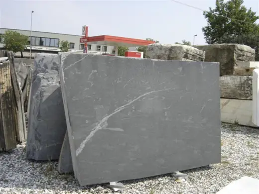 Pietra Del Cardoso pietra naturale, superficie di lastra – Marmi di Carrara – grigio, antracite (9)