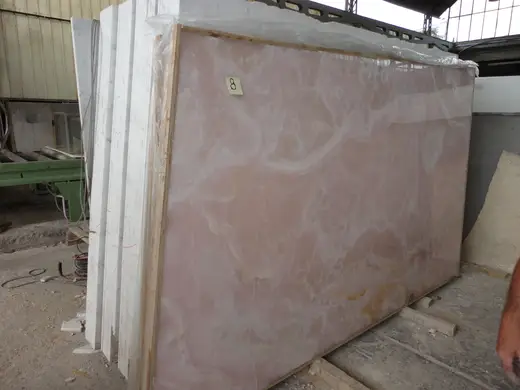 Pink Onyx onyx slab surface – Marmi di Carrara – grey, violet (12)